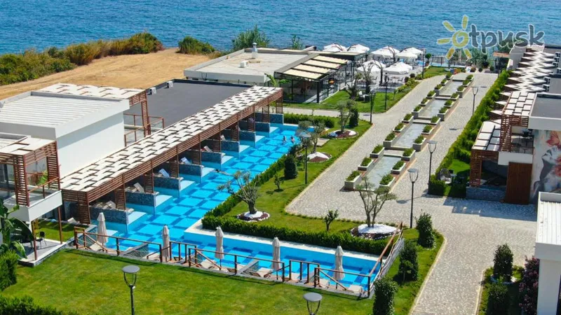 Фото отеля Feniks Hotel 1* Alanija Turkija išorė ir baseinai