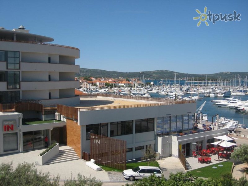 Фото отеля In Hotel 4* Биоград Хорватия экстерьер и бассейны