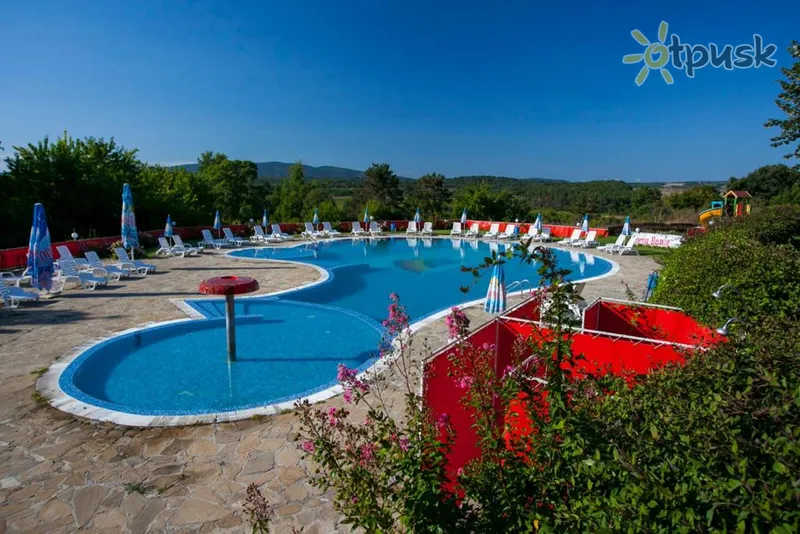 Фото отеля Coop Kiten 2* Приморсько Болгарія екстер'єр та басейни