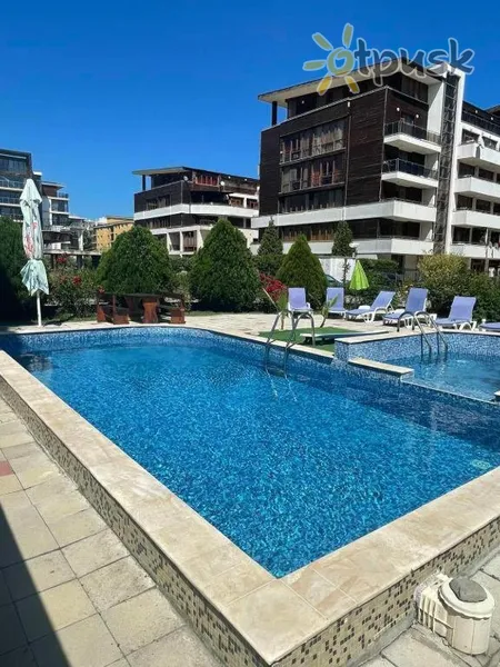 Фото отеля 415 Hotel 2* Saulainā pludmale Bulgārija ārpuse un baseini