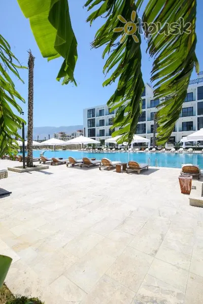 Фото отеля Oricon Coast Luxury Resort 5* Vlore Albanija išorė ir baseinai