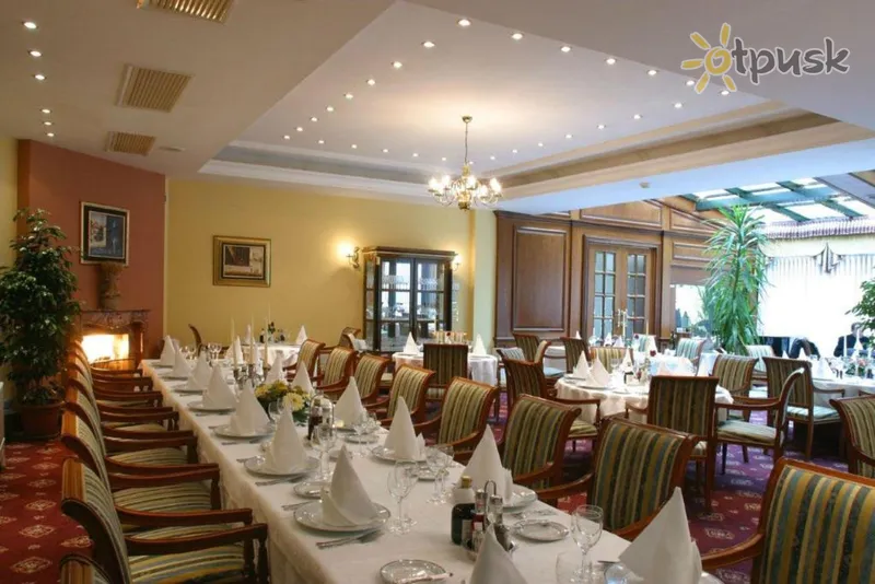 Фото отеля AS Hotel 4* Zagreba Horvātija bāri un restorāni