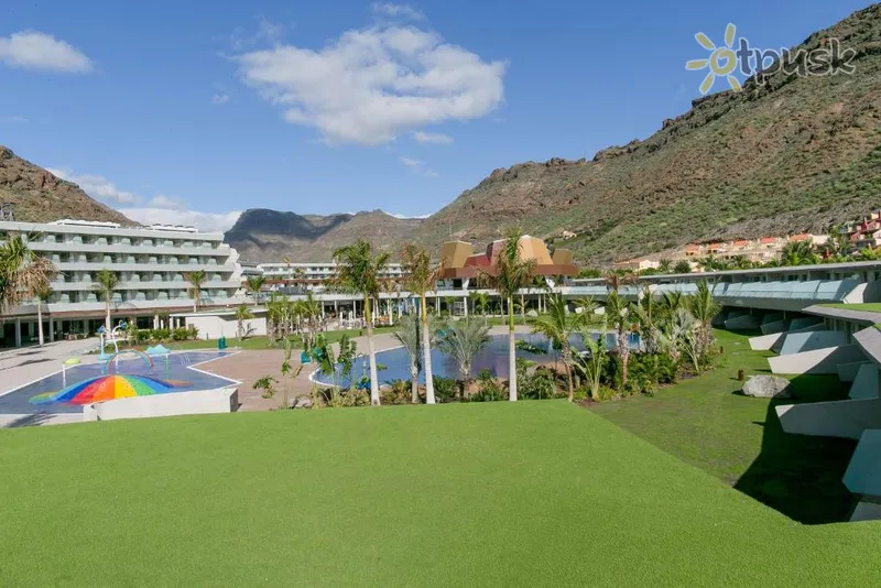 Фото отеля Radisson Blu Resort & Spa Gran Canaria Mogan 4* о. Гран Канария (Канары) Испания экстерьер и бассейны