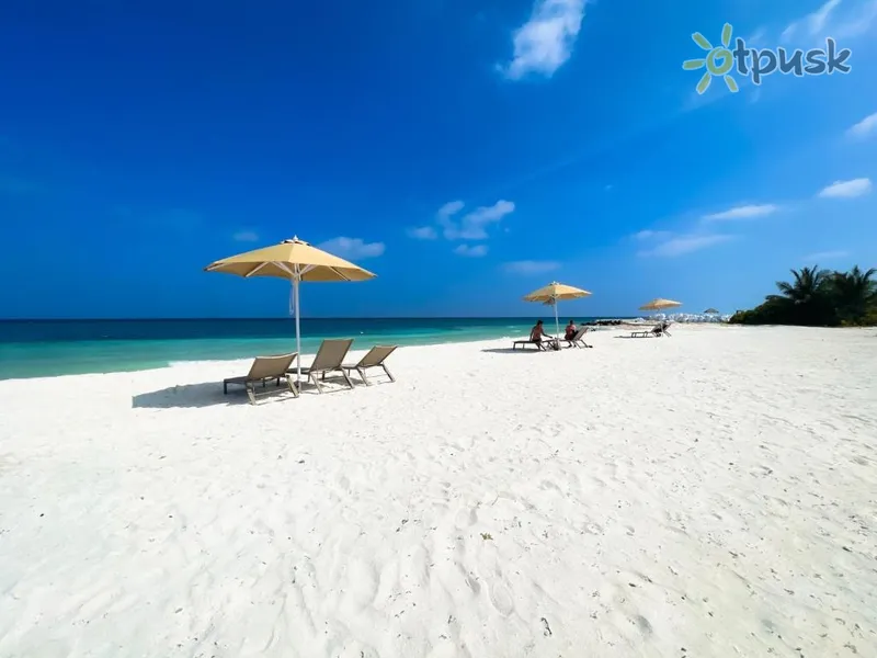 Фото отеля Stay Mikado 4* Тхаа Атолл Мальдивы пляж