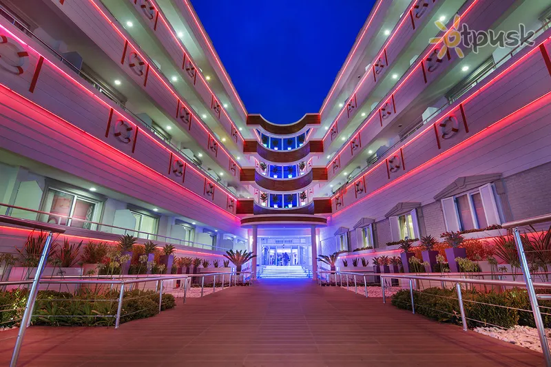 Фото отеля Catamaran Resort Hotel 5* Кемер Турция экстерьер и бассейны