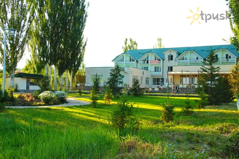 Фото отеля Алтын-Кум 3* Иссык-Куль Киргизия экстерьер и бассейны