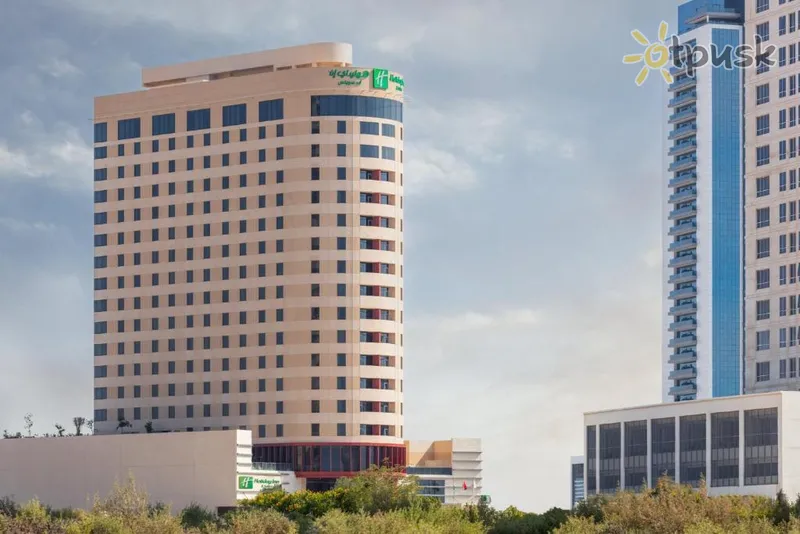 Фото отеля Holiday Inn & Suites Dubai Science Park 4* Dubajus JAE išorė ir baseinai