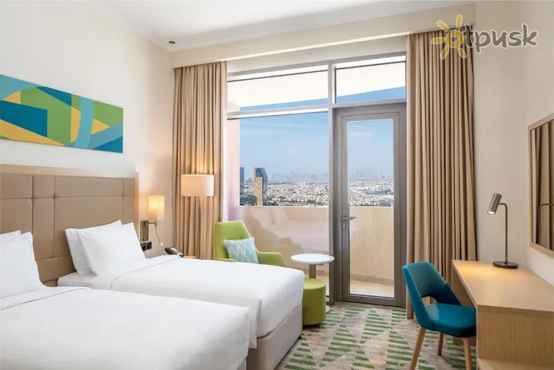 Фото отеля Holiday Inn & Suites Dubai Science Park 4* Dubaija AAE istabas