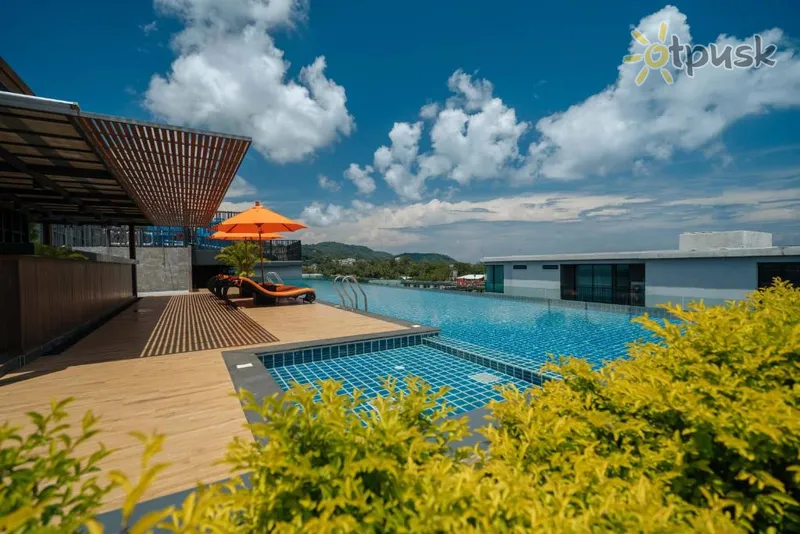Фото отеля Wekata Luxury Hotel 4* о. Пхукет Таїланд екстер'єр та басейни