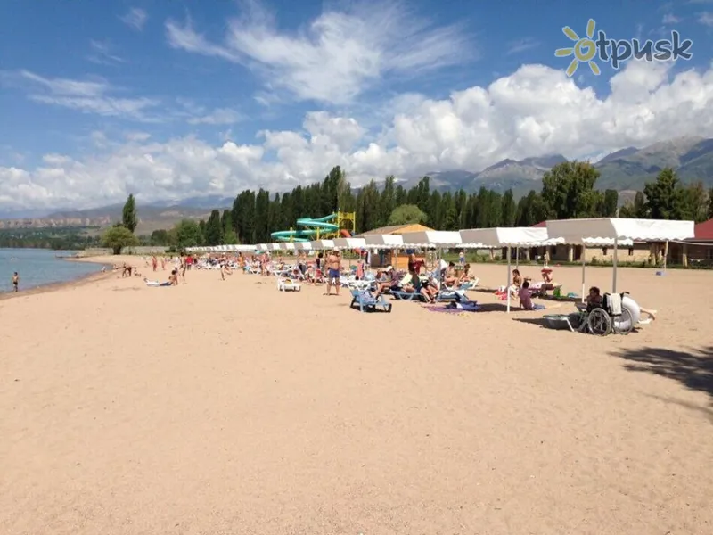 Фото отеля Солемар Отель 3* Issyk-Kul Kirgizija papludimys