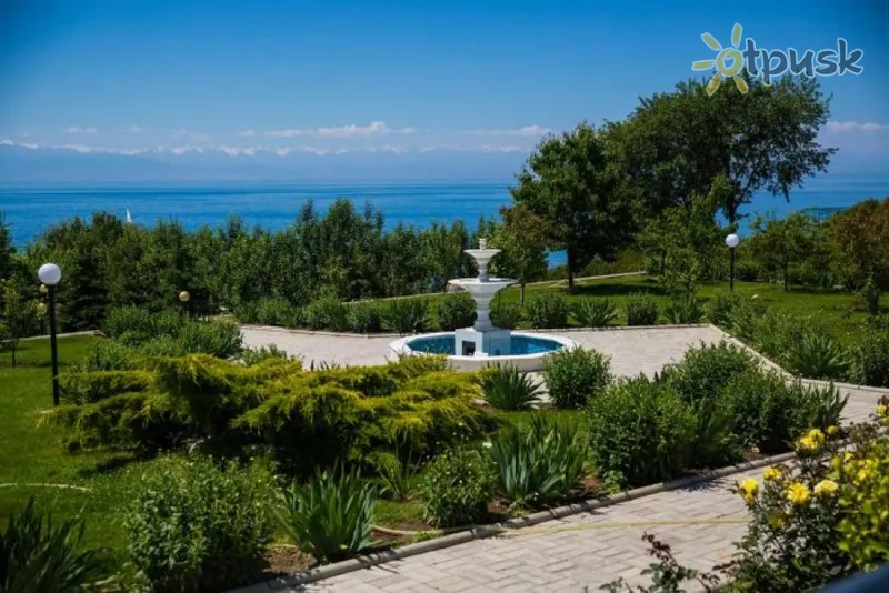 Фото отеля Меридиан Отель 3* Issyk-Kul Kirgizija išorė ir baseinai