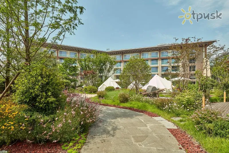 Фото отеля Shinhwa Jeju Shinhwa World Hotel & Resorts 5* par. Jeju Dienvidkoreja ārpuse un baseini