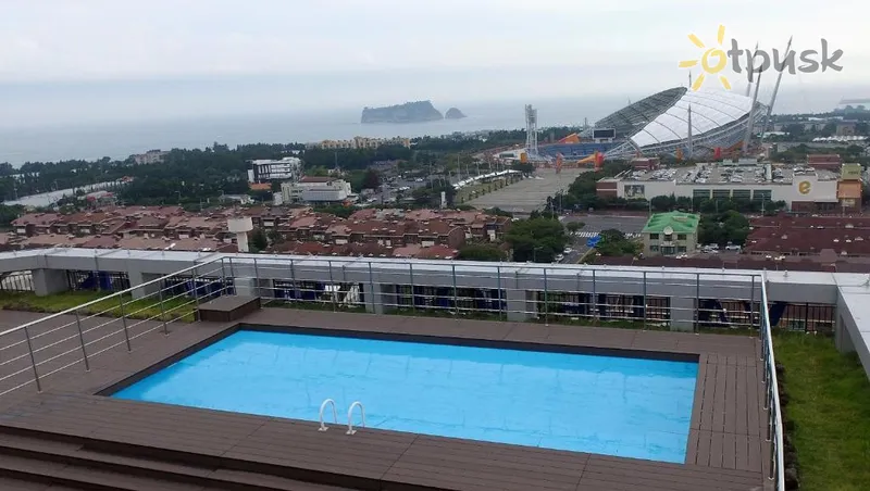 Фото отеля Seogwipo JS Hotel 4* о. Чеджу Южная Корея экстерьер и бассейны