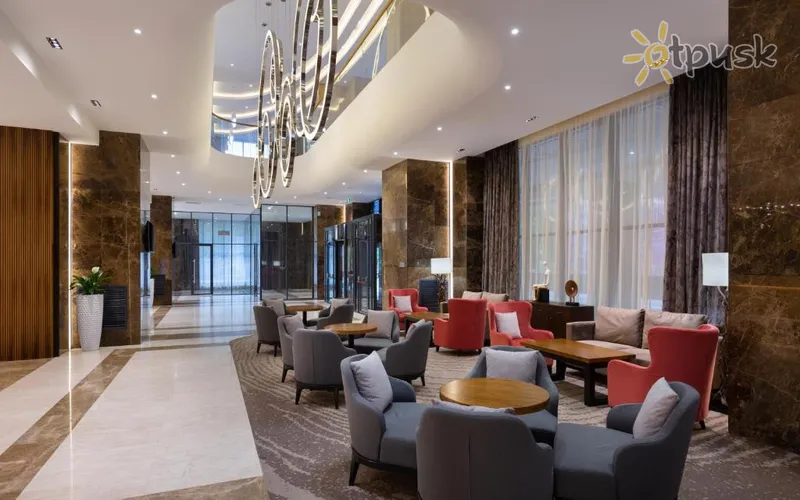 Фото отеля DoubleTree by Hilton Almaty 5* Алмати Казахстан лобі та інтер'єр