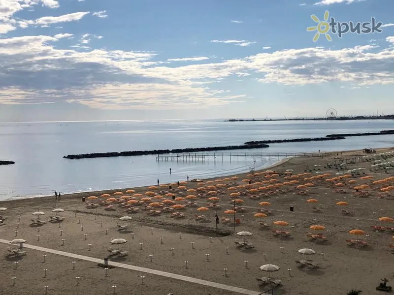 Фото отеля Adriatica 3* Ріміні Італія пляж