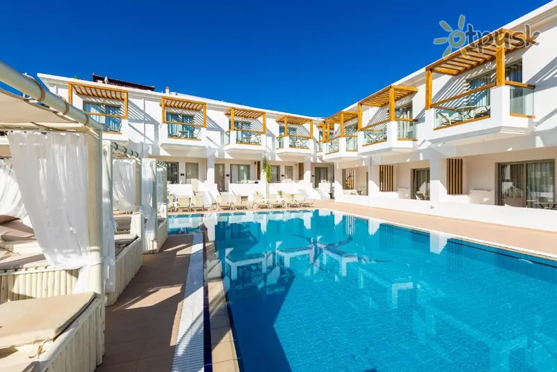 Фото отеля Nostos Beach Boutique Hotel 4* Kreta – Retimnas Graikija išorė ir baseinai
