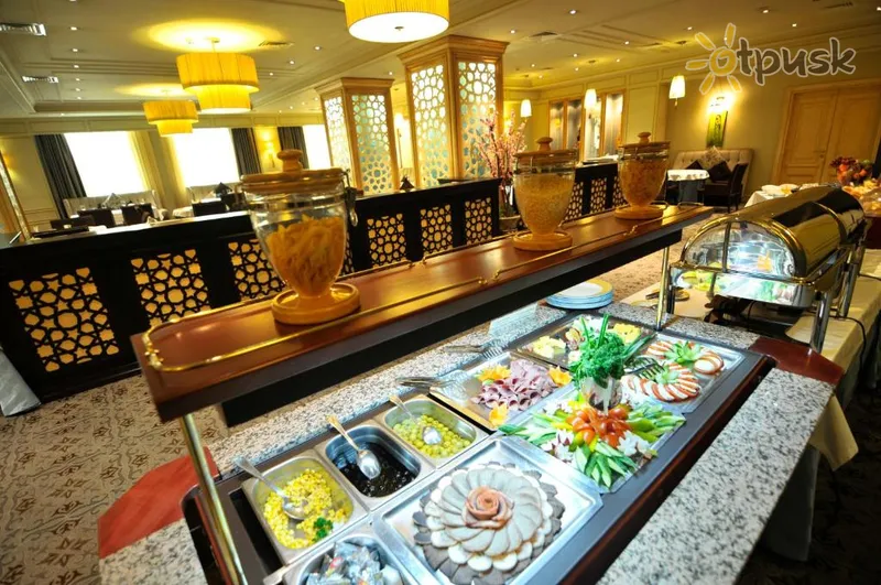 Фото отеля Grand Tien Shan Hotel 4* Алматы Казахстан бары и рестораны