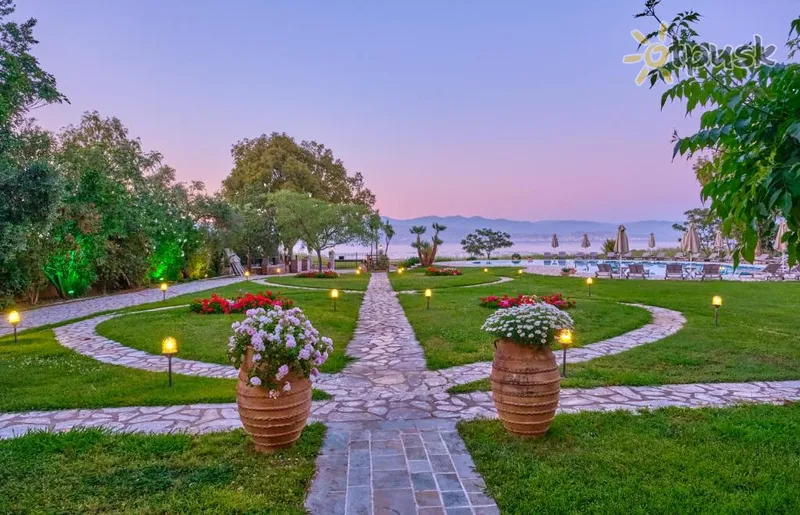 Фото отеля Chrismos Luxury Suites 4* о. Корфу Греция экстерьер и бассейны