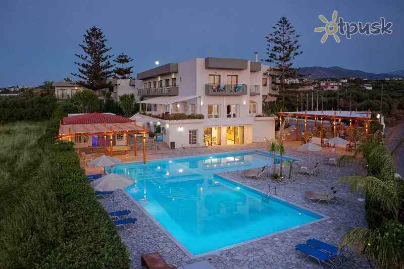 Фото отеля Oasis Beach Hotel 3* Kreta – Heraklionas Graikija išorė ir baseinai