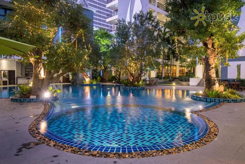 Фото отеля Bay Beach Resort Jomtien 5* Паттайя Таїланд екстер'єр та басейни