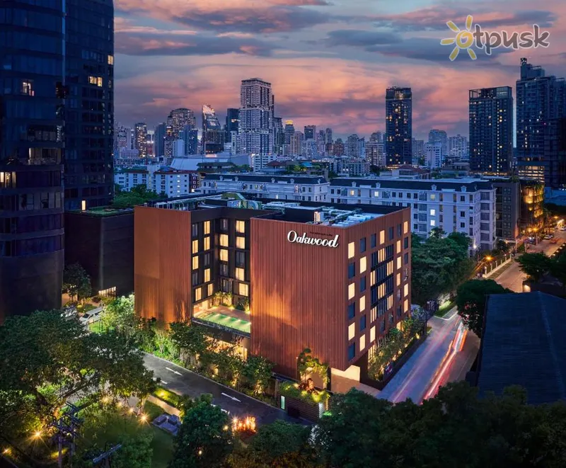 Фото отеля Oakwood Studios Sukhumvit Bangkok 4* Бангкок Таїланд екстер'єр та басейни