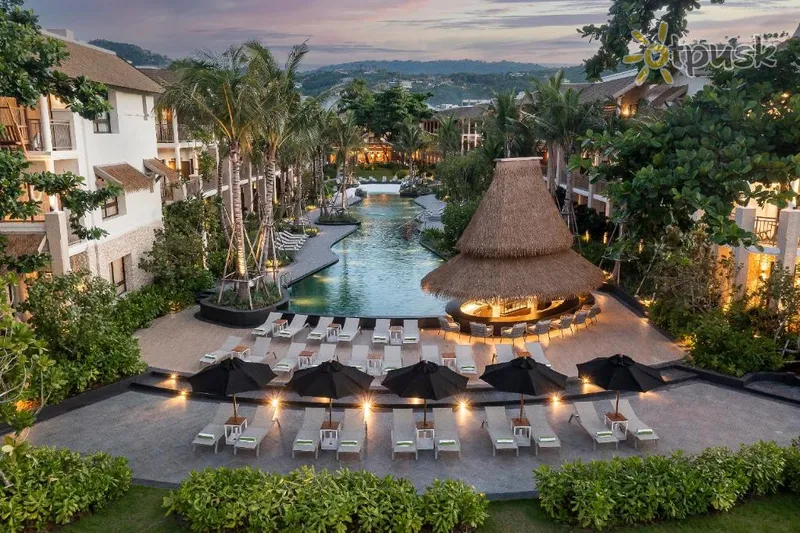 Фото отеля Holiday Inn Resort Samui Bophut Beach 4* о. Самуи Таиланд экстерьер и бассейны