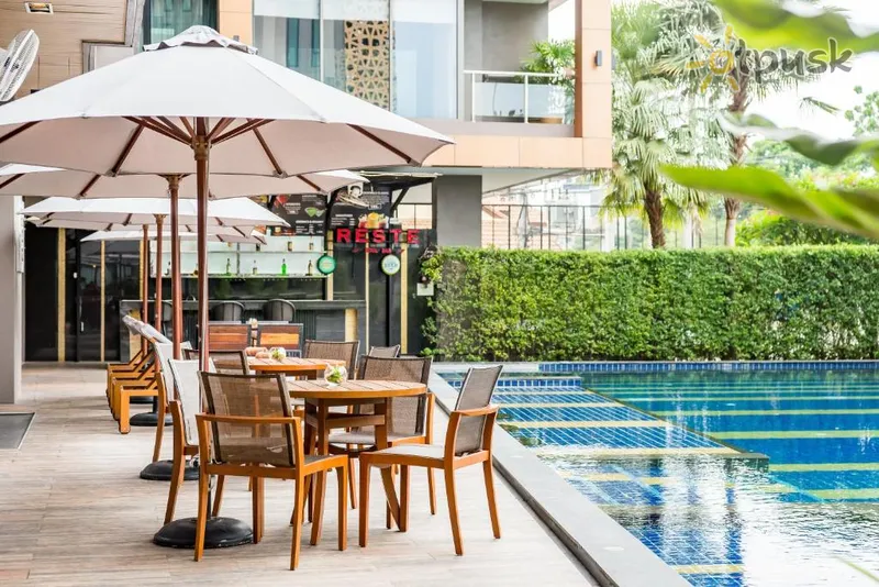 Фото отеля The Siamese Hotel Pattaya 4* Паттайя Таиланд экстерьер и бассейны