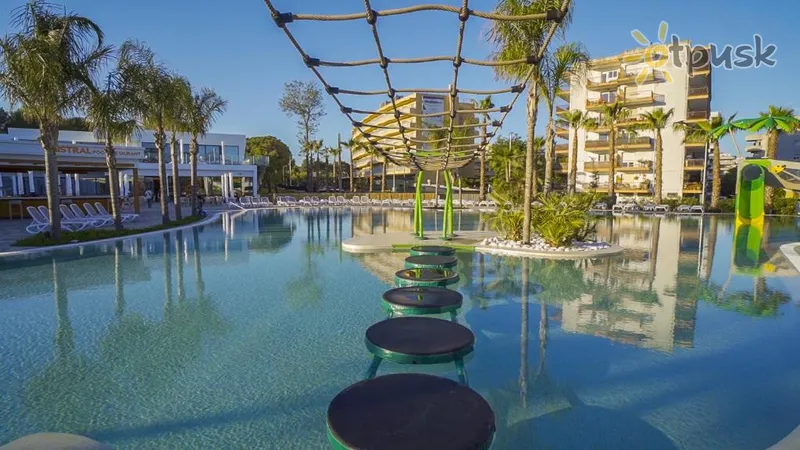 Фото отеля Alannia Salou 4* Коста Дорада Іспанія екстер'єр та басейни