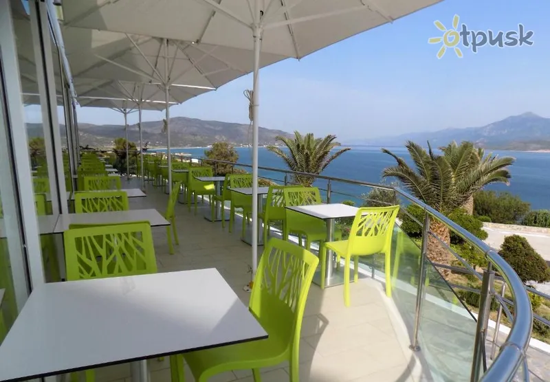 Фото отеля Princessa Riviera Resort 3* о. Самос Греція бари та ресторани