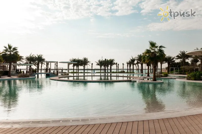 Фото отеля Erth Abu Dhabi 5* Абу Дабі ОАЕ екстер'єр та басейни