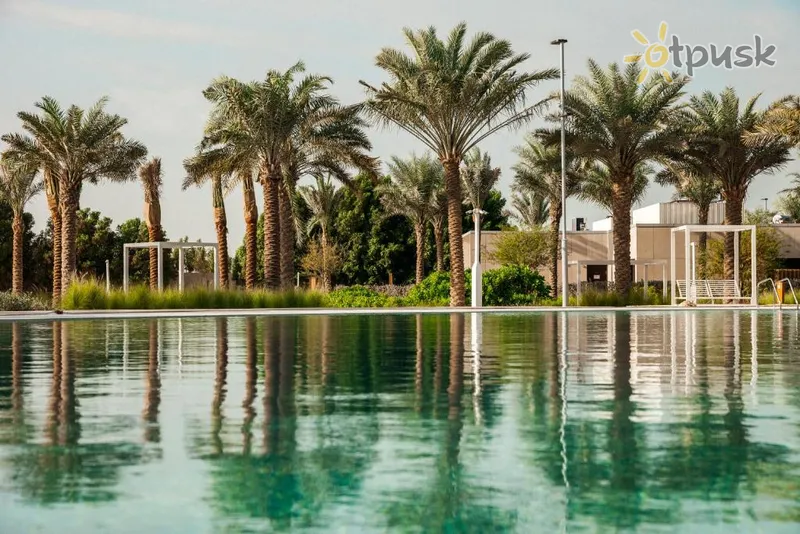 Фото отеля Erth Abu Dhabi 5* Абу Даби ОАЭ экстерьер и бассейны