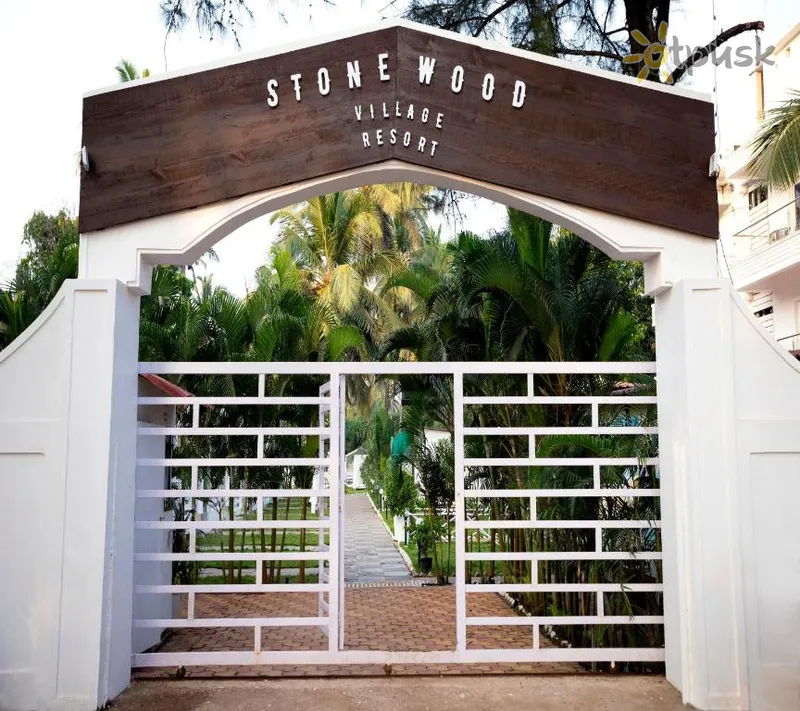 Фото отеля Stone Wood Village Resort, Morjim 3* Ziemeļu goa Indija ārpuse un baseini