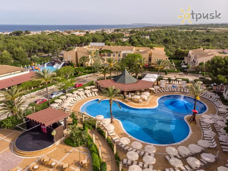 Фото отеля Zafiro Menorca 4* о. Менорка Іспанія екстер'єр та басейни