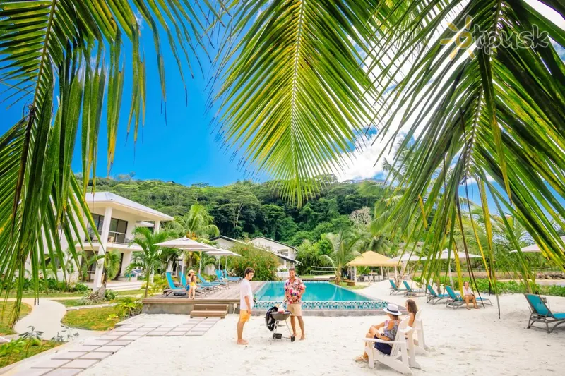 Фото отеля Pineapple Beach Villas Apart 4* о. Маэ Сейшельские о-ва экстерьер и бассейны