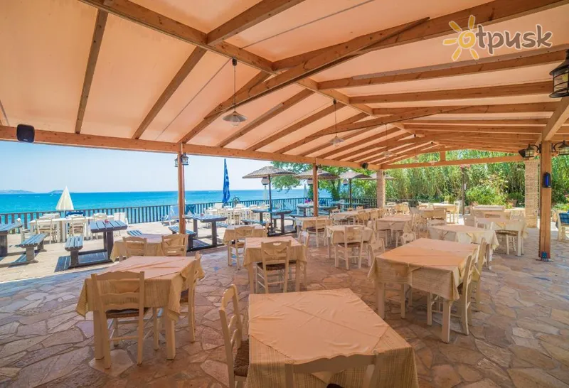Фото отеля Porto Koukla Beach Hotel 3* Zakintas Graikija barai ir restoranai