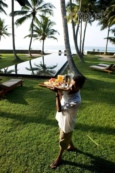 Фото отеля Apa Villa Thalpe 4* Унаватуна Шри-Ланка экстерьер и бассейны