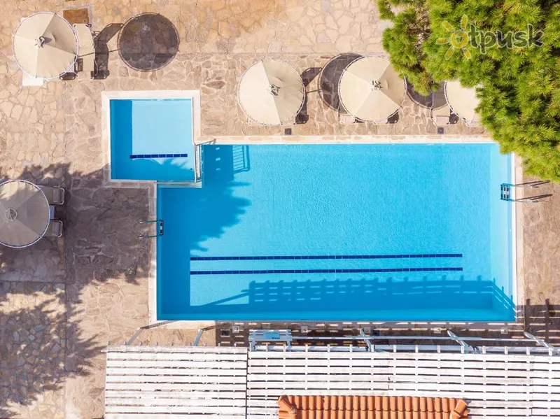 Фото отеля Ledra Samos Hotel 3* Samos Graikija išorė ir baseinai