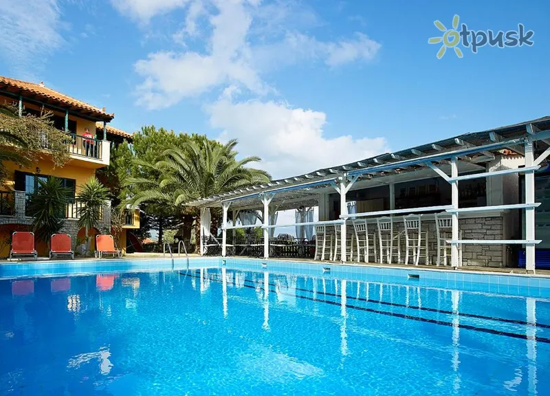 Фото отеля Ledra Samos Hotel 3* о. Самос Греція екстер'єр та басейни