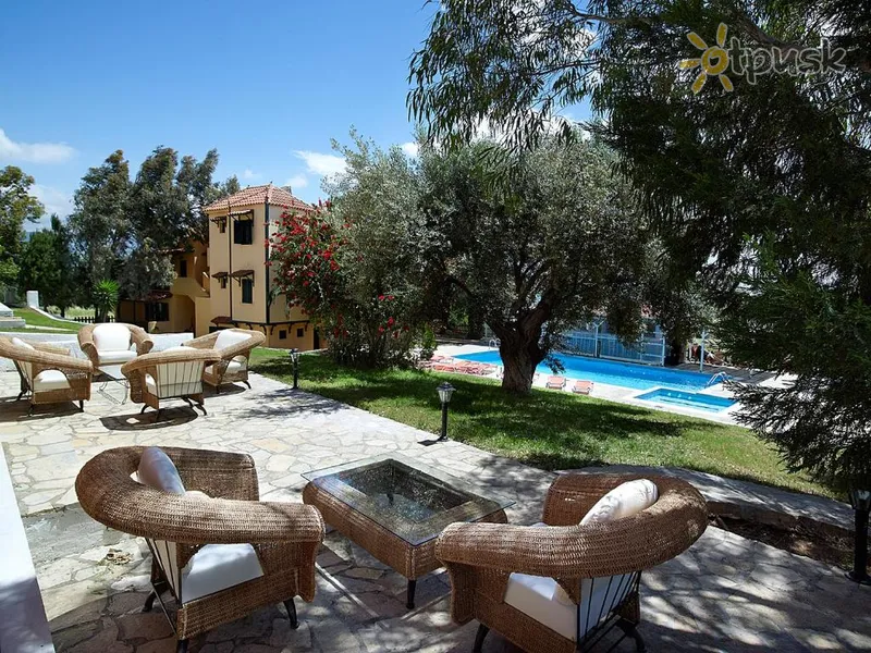 Фото отеля Ledra Samos Hotel 3* о. Самос Греція екстер'єр та басейни