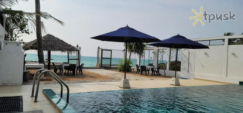 Фото отеля White Sand Villa 4* Hikaduva Šrilanka ārpuse un baseini