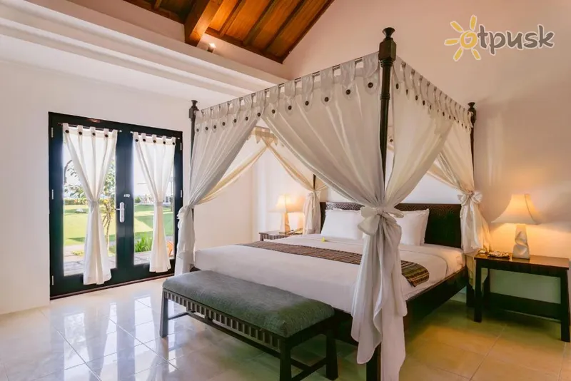 Фото отеля Legong Keraton Beach Hotel 3* Seminjaka (Bali) Indonēzija istabas