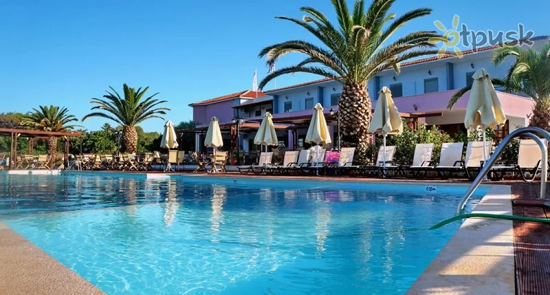 Фото отеля Irini Hotel 3* Lesbas Graikija išorė ir baseinai