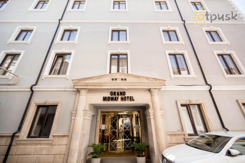 Фото отеля Grand Midway Hotel 4* Баку Азербайджан экстерьер и бассейны