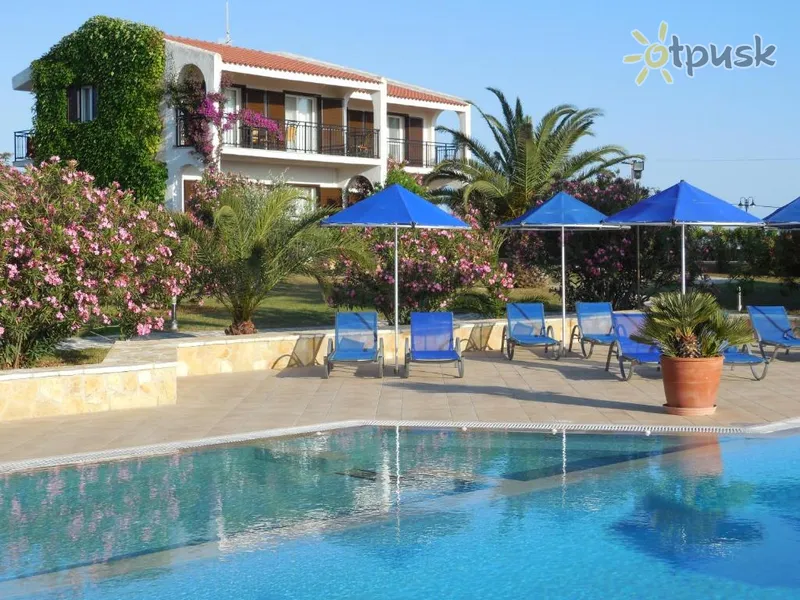 Фото отеля Helidonia Aparthotel 3* Пелопоннес Греція екстер'єр та басейни