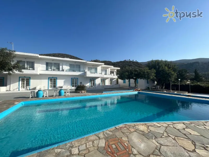 Фото отеля Silia Suites 3* о. Крит – Іракліон Греція екстер'єр та басейни
