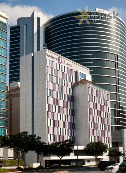 Фото отеля Premier Inn Barsha Heights 3* Dubajus JAE išorė ir baseinai