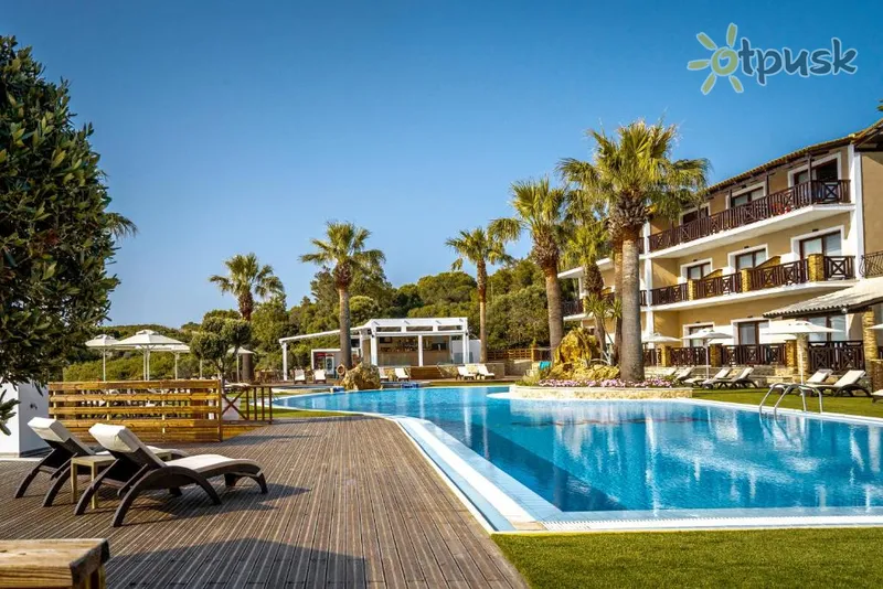 Фото отеля Koukis Holiday Club 4* Zakintas Graikija išorė ir baseinai
