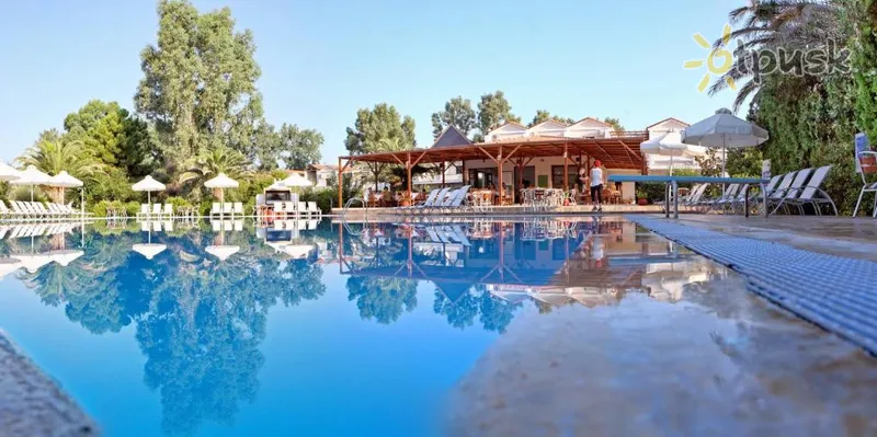 Фото отеля Pasiphae Hotel 3* Lesbas Graikija išorė ir baseinai
