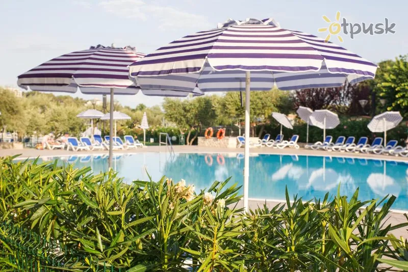 Фото отеля Hedera 4* Рабаць Хорватія екстер'єр та басейни