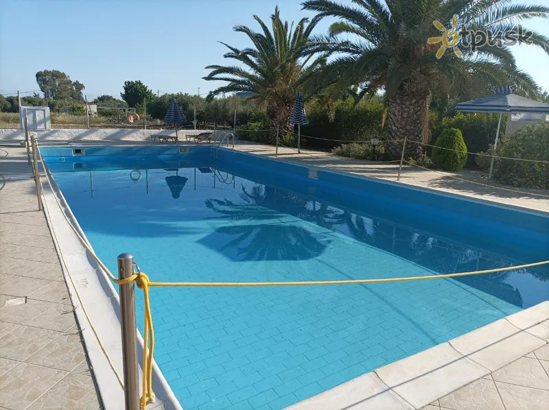 Фото отеля New Ionia 3* о. Самос Греція екстер'єр та басейни